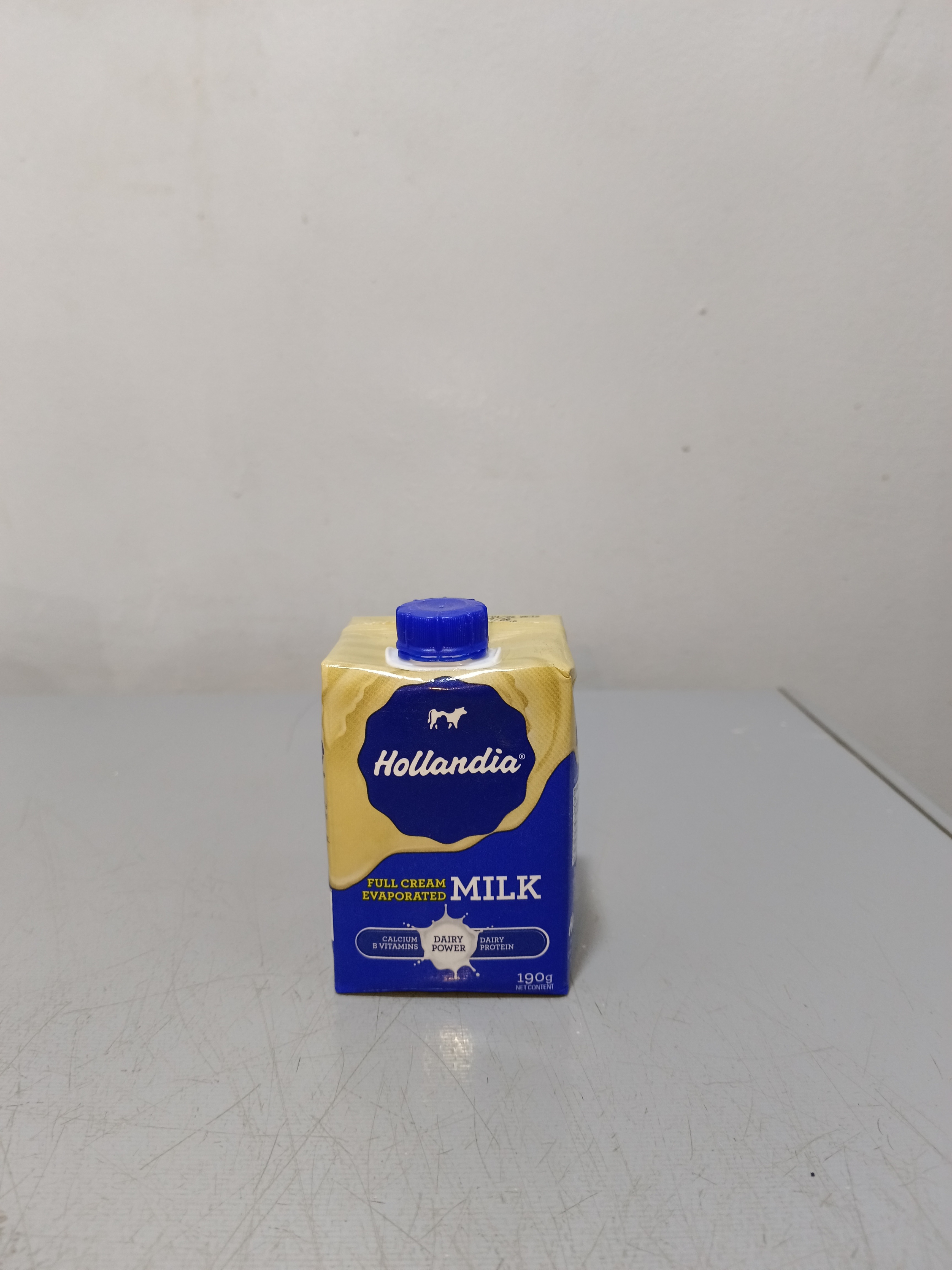 HOLLANDIA FULL CREAM EVAPORATED MILK